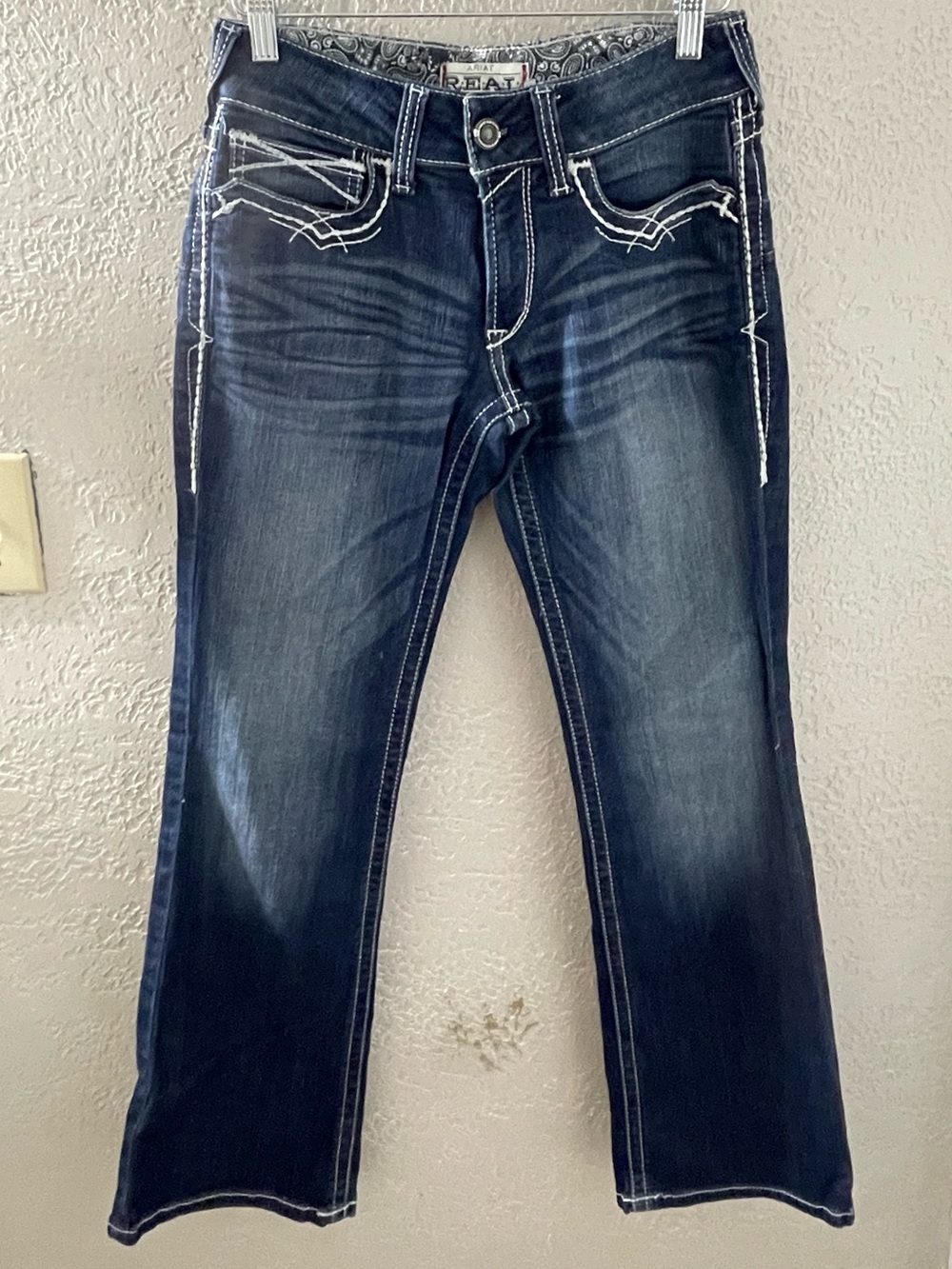 NWOT Ariat Women’s Western Indigo Bootcut Denim Jeans White Stitching Size 27S